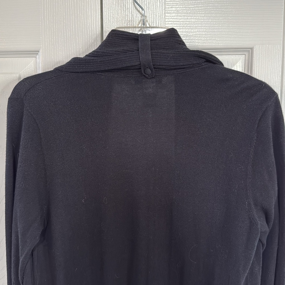 *LIKE NEW* White House Black Market Deep Black Open Cardigan w/ Drape Front - M - Picture 7 of 13